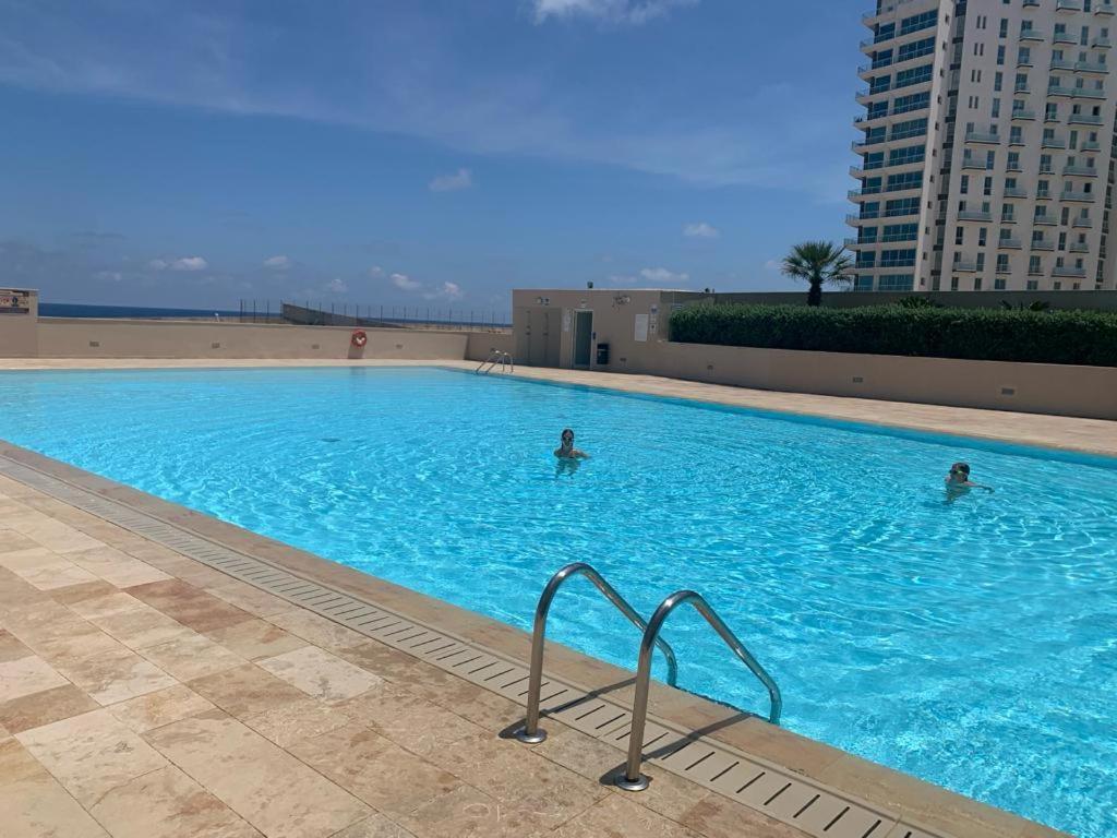 Seaview Terrace, 2bedrooms, Communal Pool Cogo1-1 * Sliema