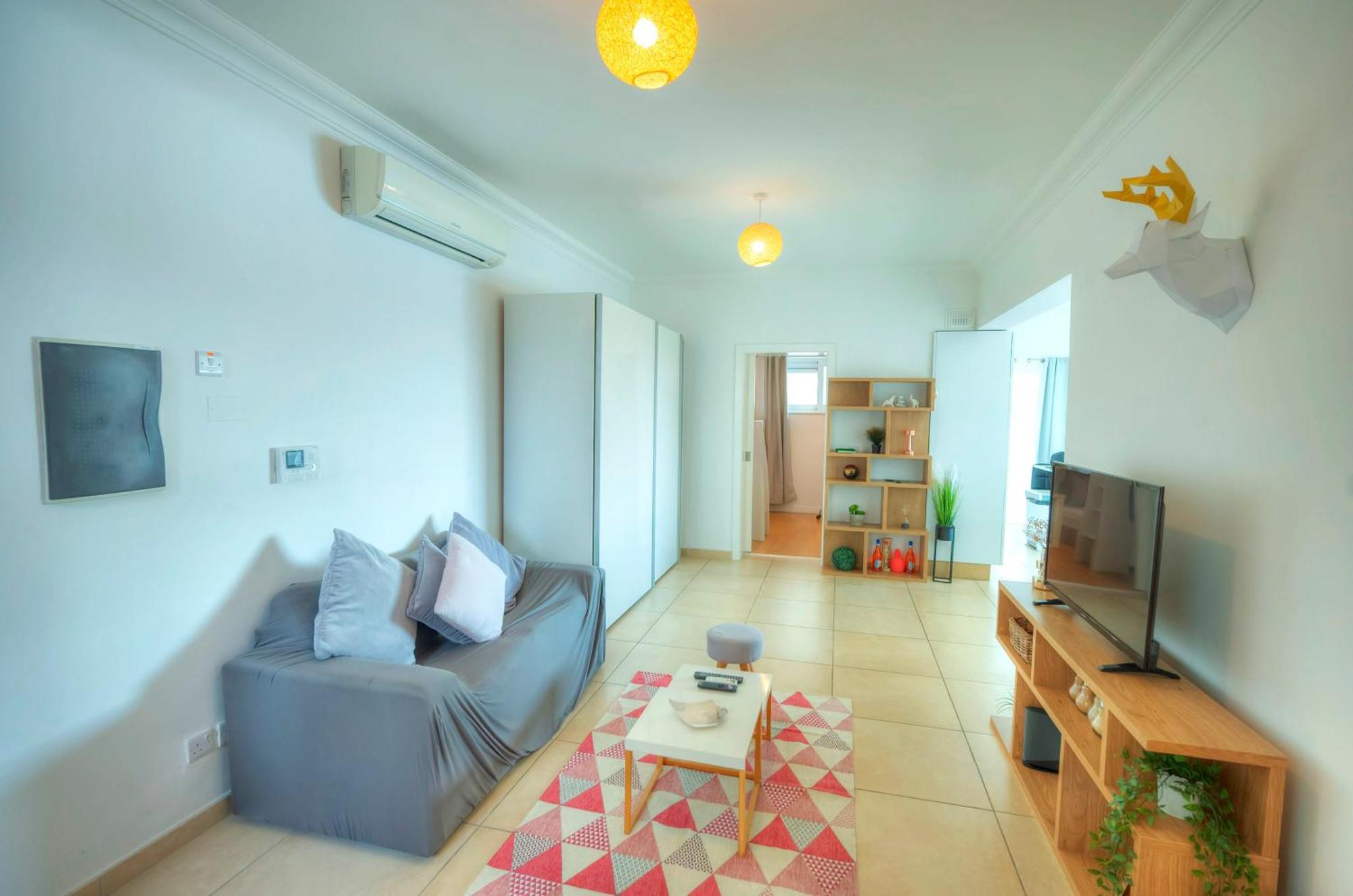 Seaview Terrace, 2bedrooms, Communal Pool Cogo1-1 Apartment Sliema