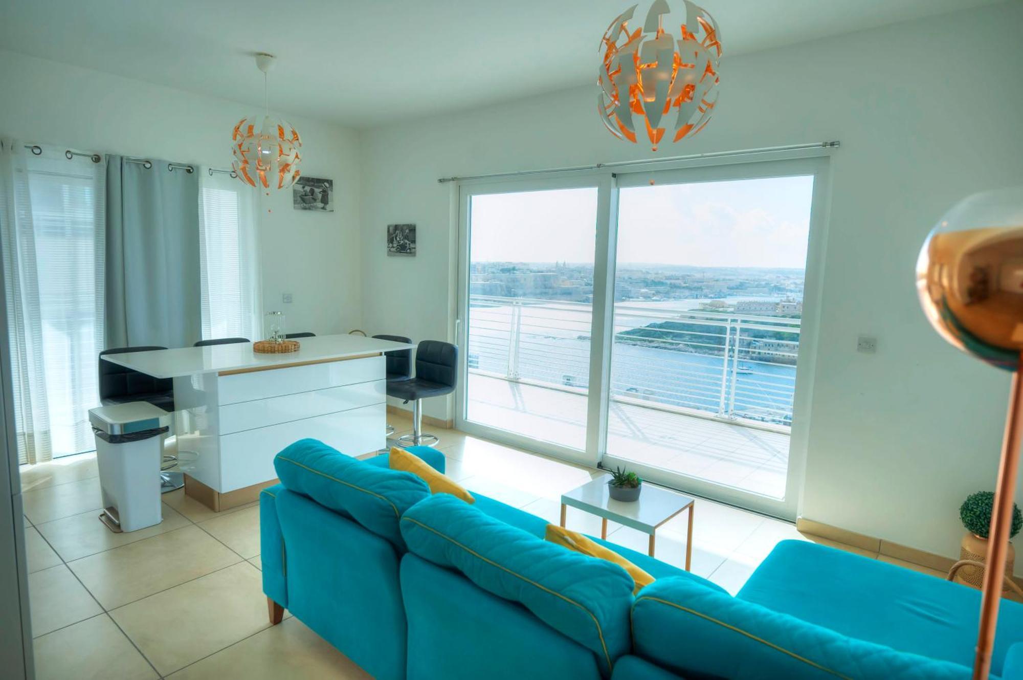 Seaview Terrace, 2bedrooms, Communal Pool Cogo1-1 Sliema