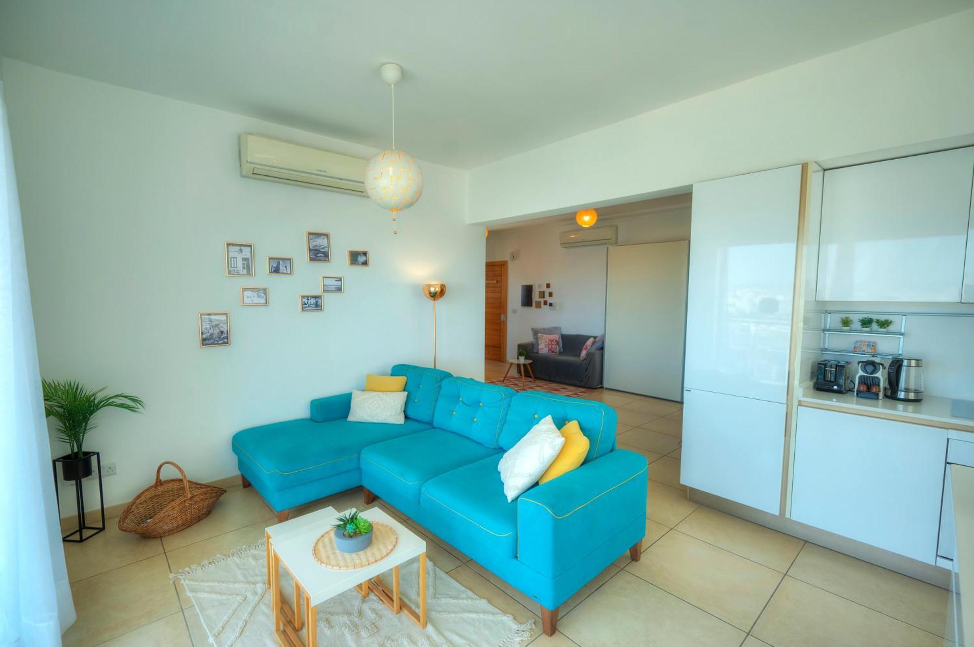 Seaview Terrace, 2bedrooms, Communal Pool Cogo1-1 Sliema